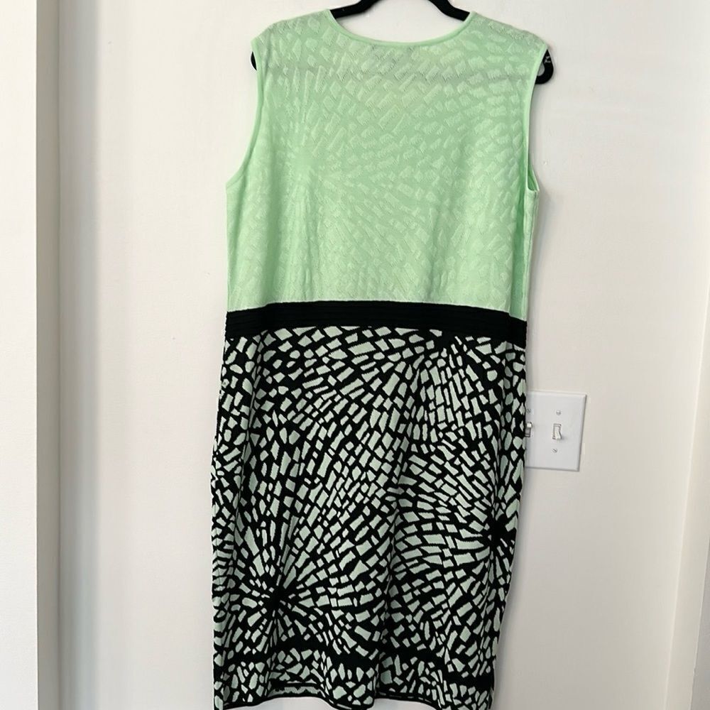 Ming Wang Sleeveless Dress 16 - Picture 4 of 7